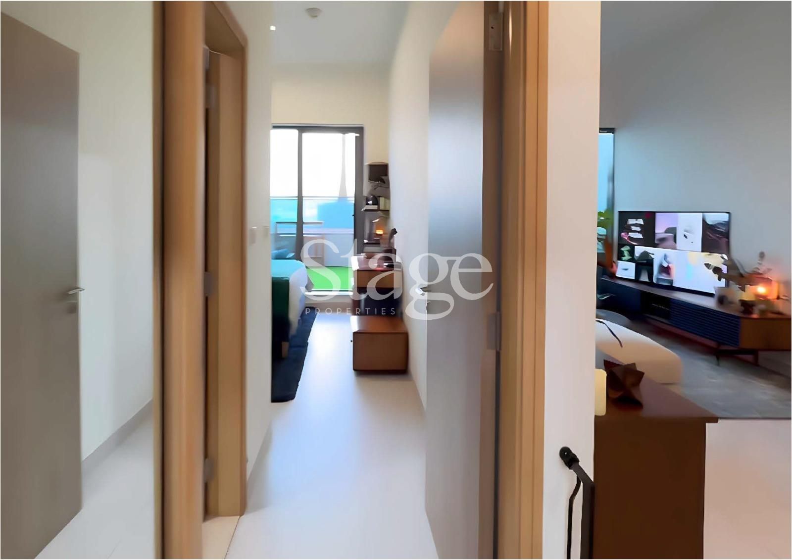 1 bedroom apartment for Sale in Business Bay, Dubai AP8129S
