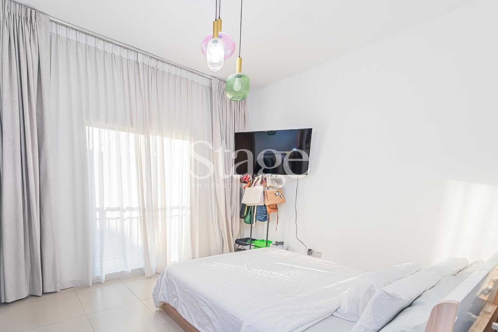 3 bedrooms Twin Villas for Rent in Serena, Dubai VI9703L