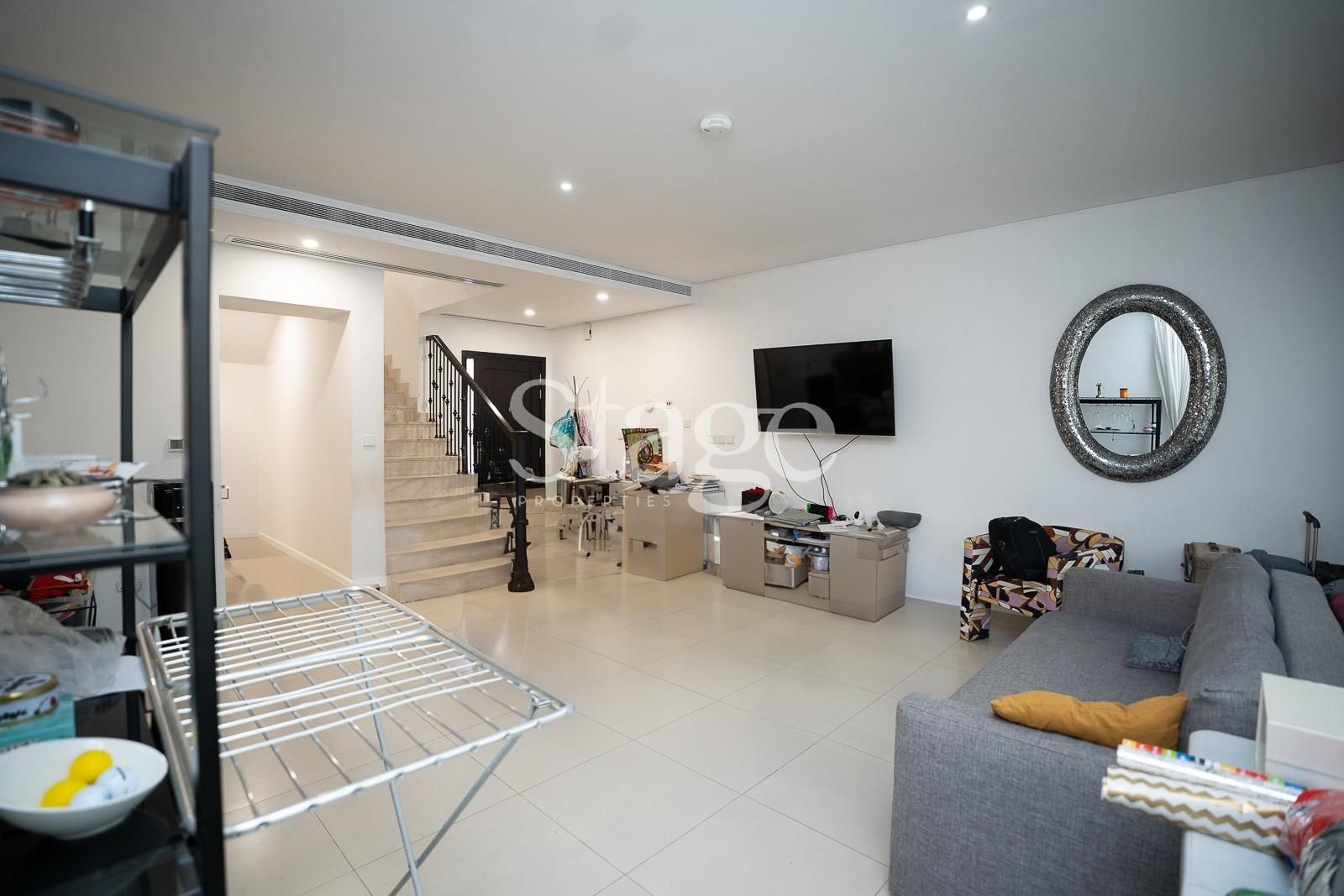 3 bedrooms Twin Villas for Rent in Serena, Dubai VI9703L