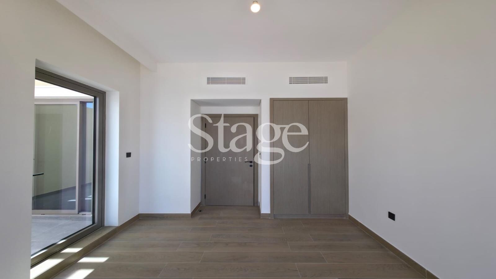4 bedrooms Townhouse for Rent in Damac Lagoons, Dubai TH10061L