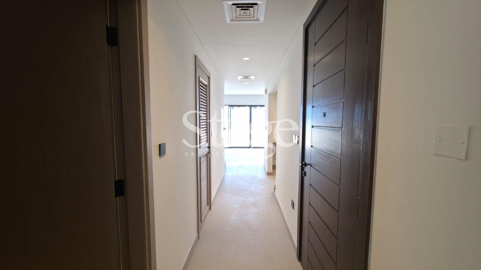 4 bedrooms Townhouse for Rent in Damac Lagoons, Dubai TH10061L