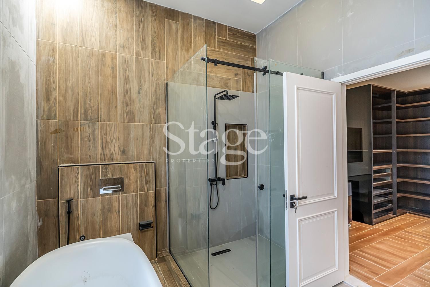 6 bedrooms common for Rent in Al Barsha, Dubai VI8014L