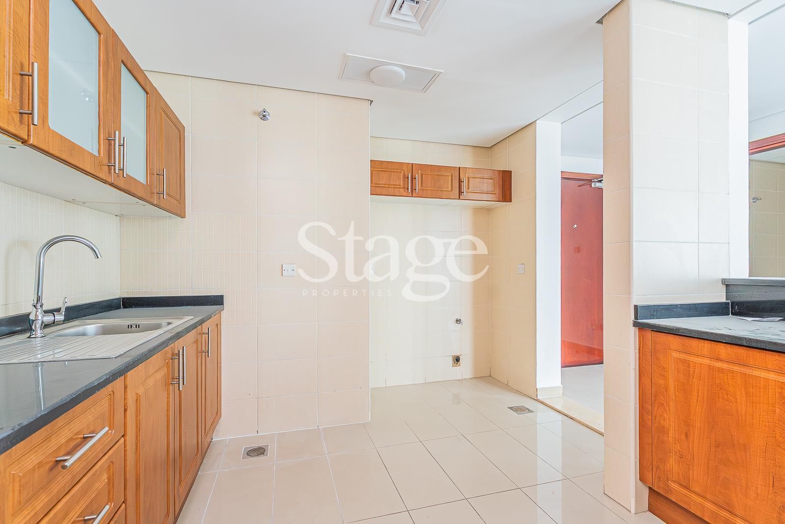 2 bedrooms apartment for Rent in Jumeirah Lake Towers, Dubai AP9596L