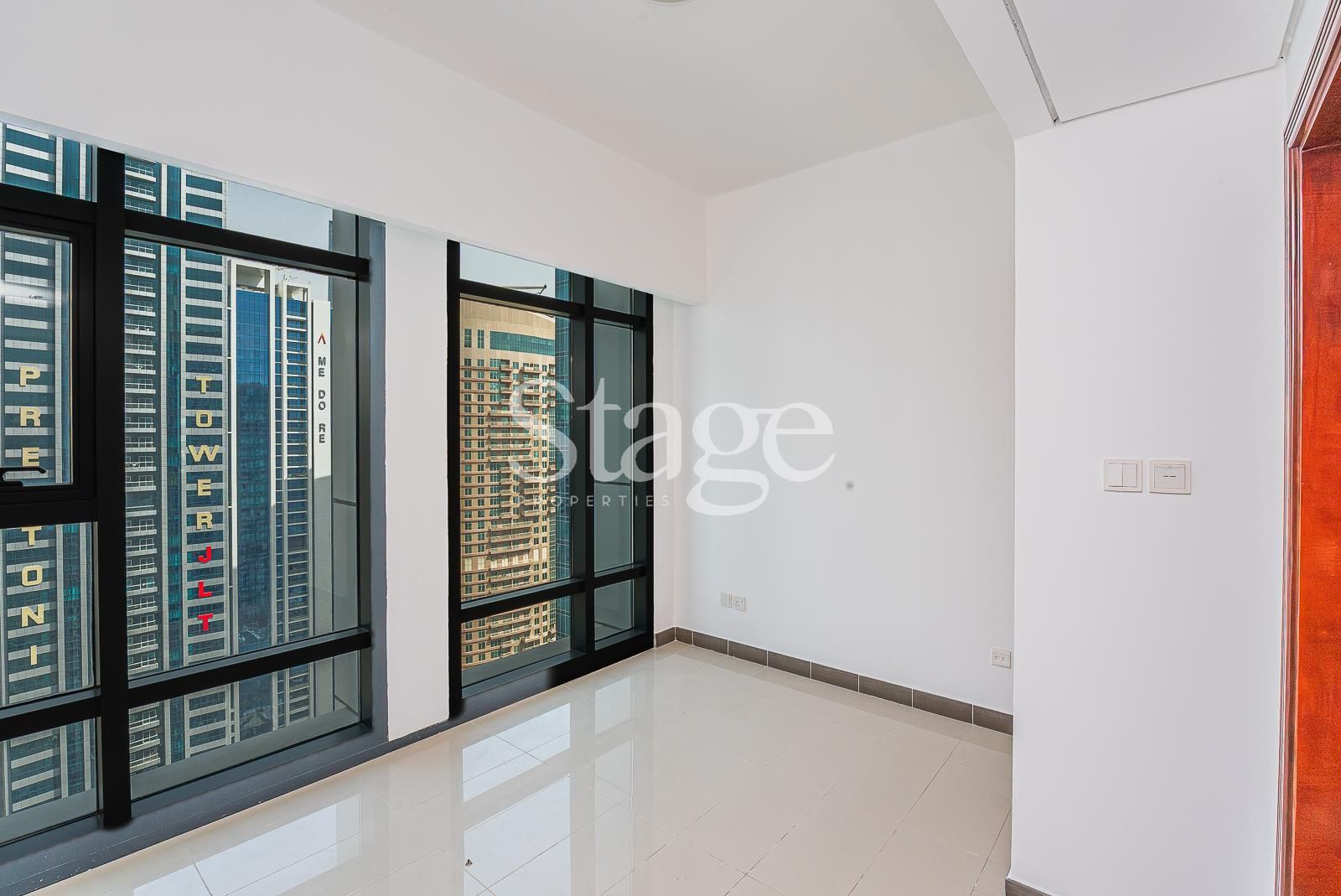 2 bedrooms apartment for Rent in Jumeirah Lake Towers, Dubai AP9596L