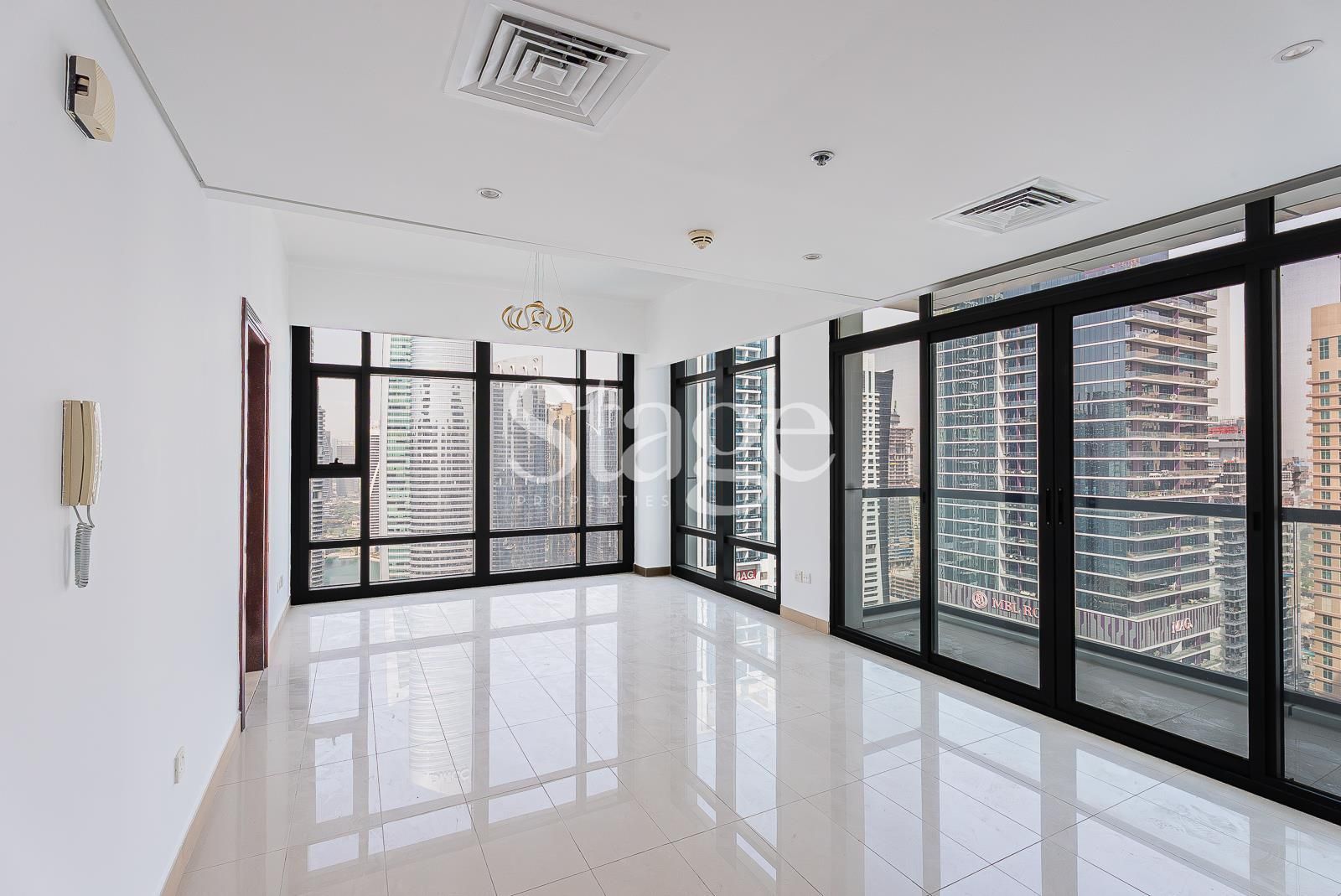 2 bedrooms apartment for Rent in Jumeirah Lake Towers, Dubai AP9596L