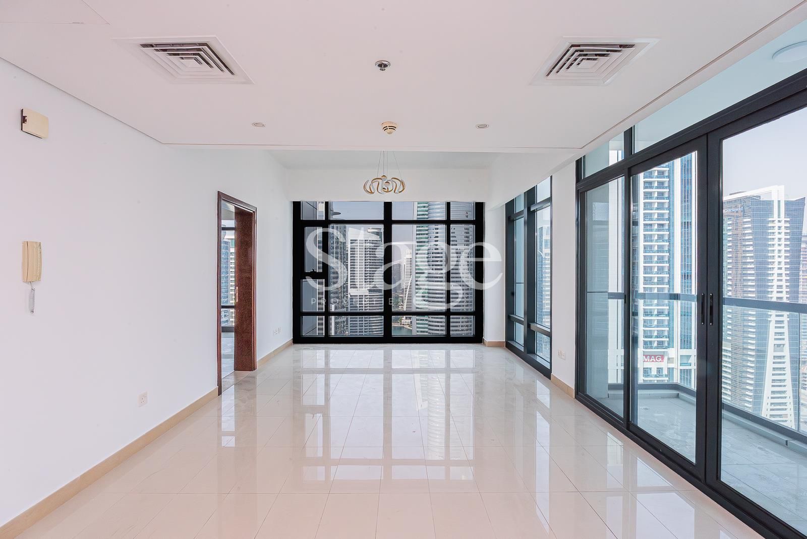 2 bedrooms apartment for Rent in Jumeirah Lake Towers, Dubai AP9596L