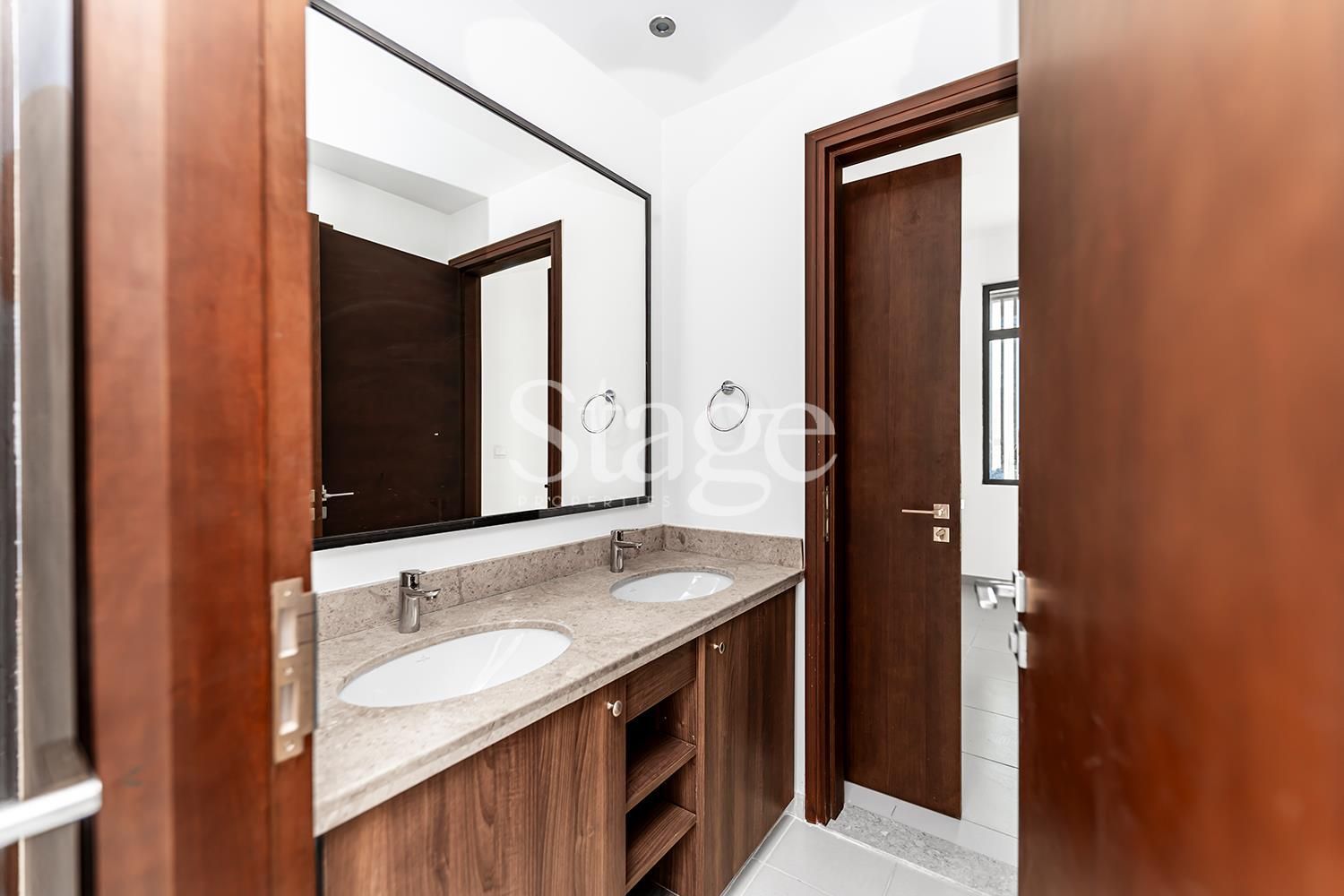 3 bedrooms common for Rent in Reem, Dubai VI8533L