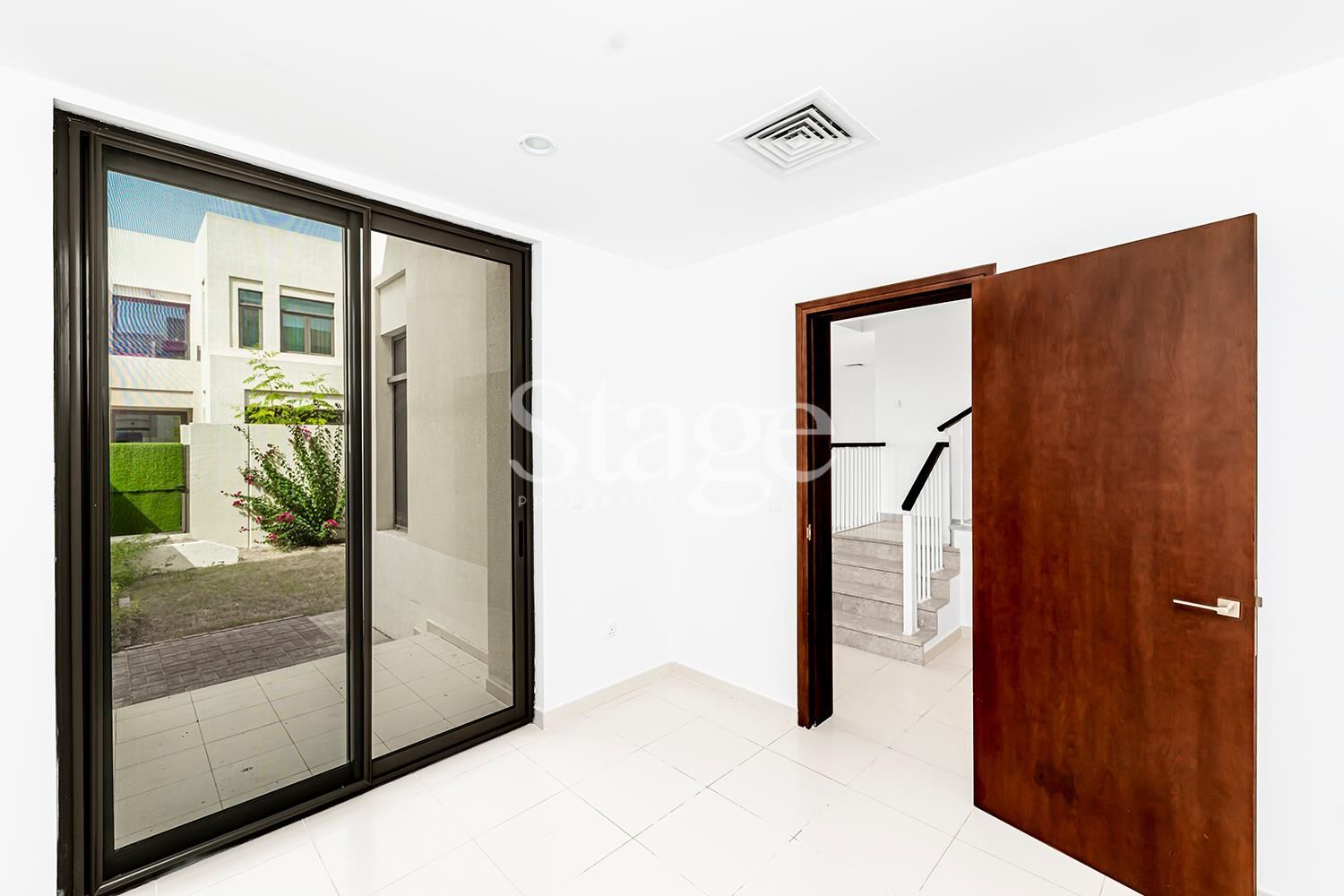 3 bedrooms common for Rent in Reem, Dubai VI8533L