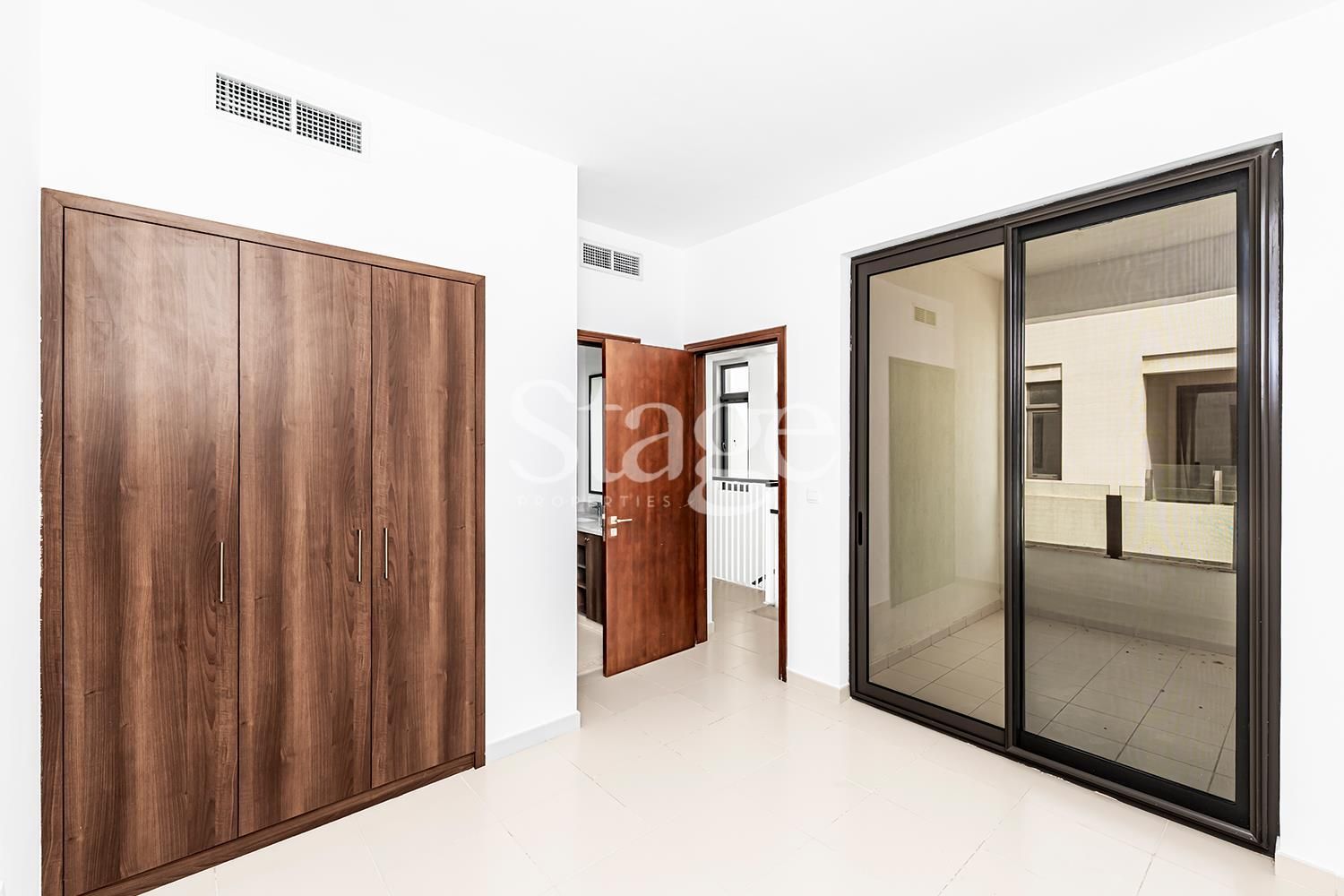 3 bedrooms common for Rent in Reem, Dubai VI8533L