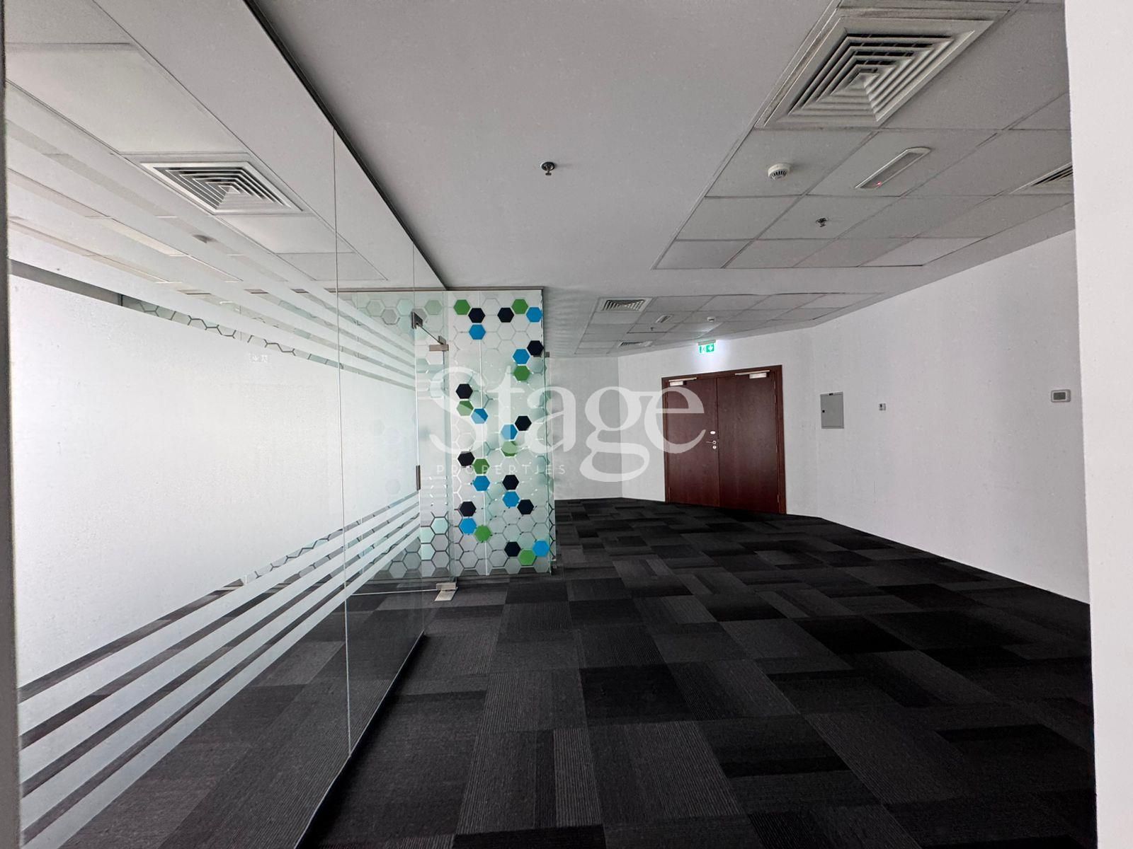 Office Space for Rent in Dubai Investment Park, Dubai OF8318L