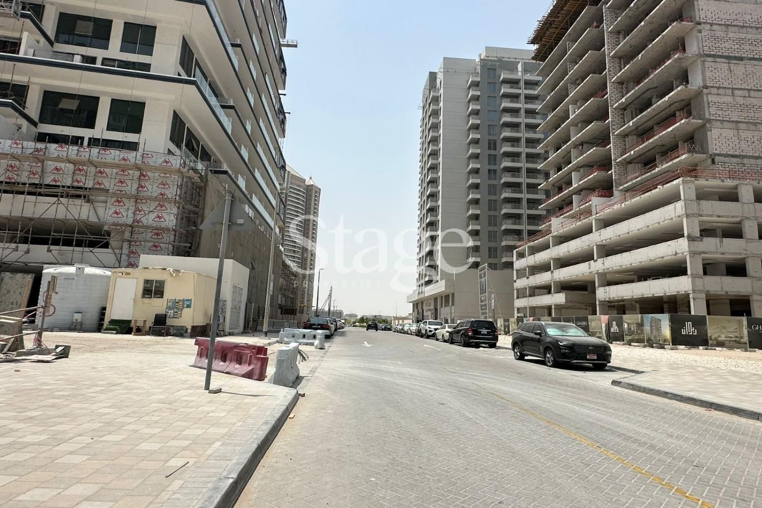 Retail for Sale in Arjan, Dubai RE8199S