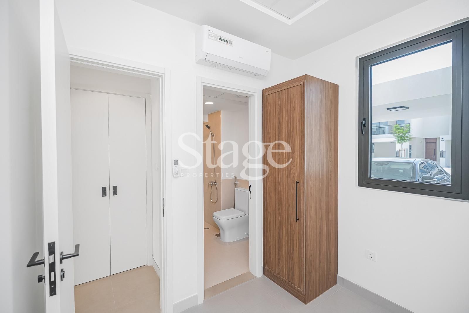 3 bedrooms Townhouse for Sale in Town Square, Dubai TH9027S