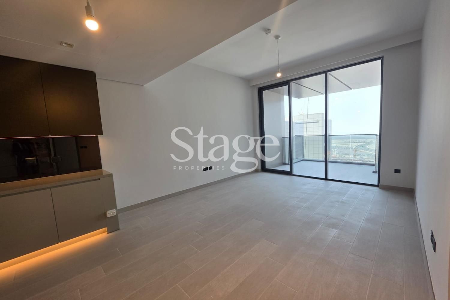 1 bedroom apartment for Rent in Business Bay, Dubai AP9826L