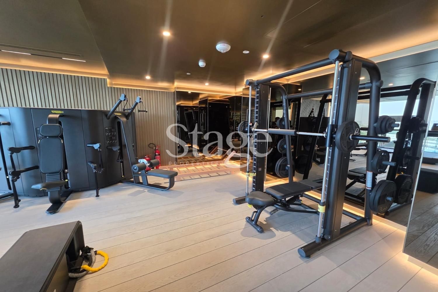 1 bedroom apartment for Rent in Business Bay, Dubai AP9826L