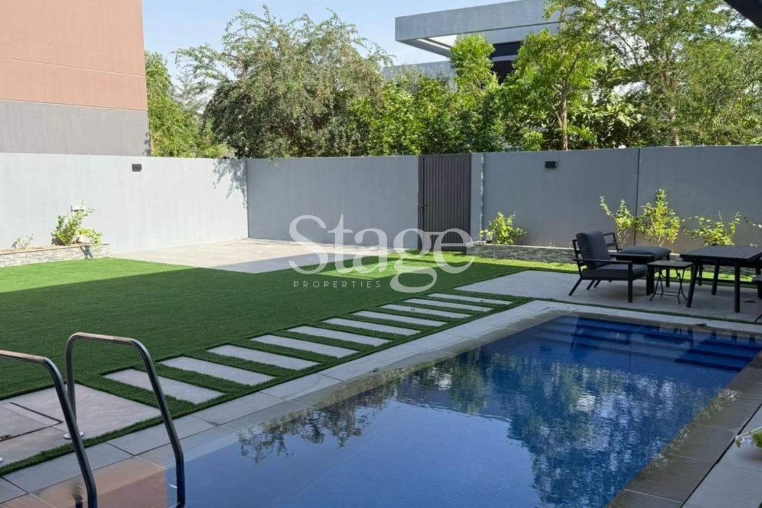 4 bedrooms Twin Villas for Rent in Tilal City, Sharjah VI9950L