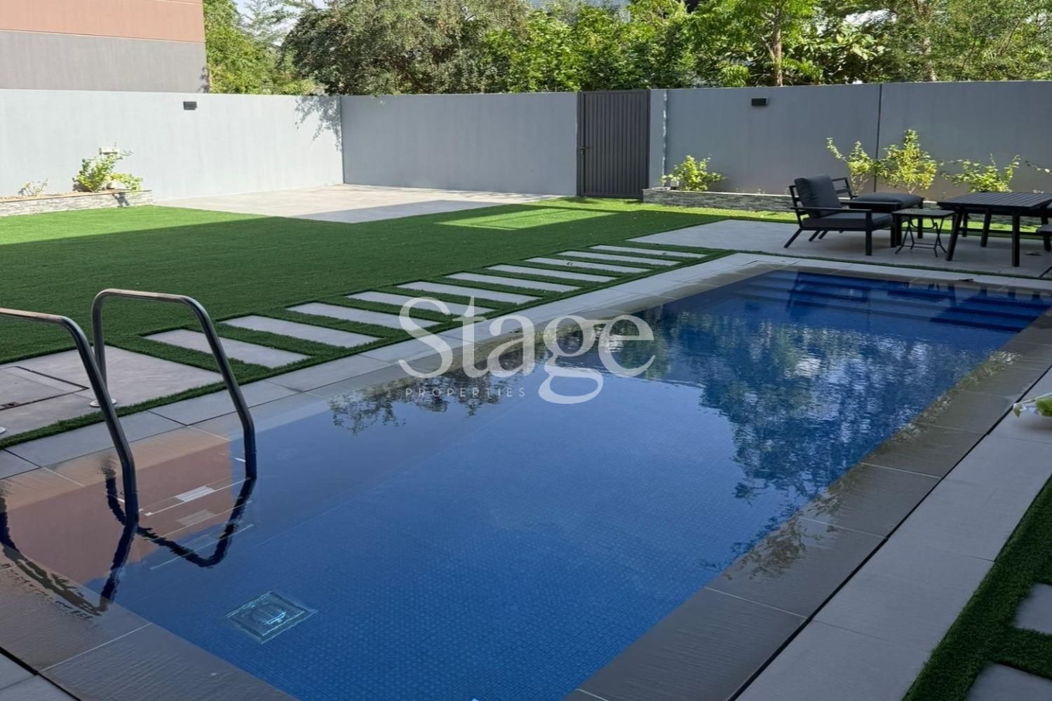 4 bedrooms Twin Villas for Rent in Tilal City, Sharjah VI9950L