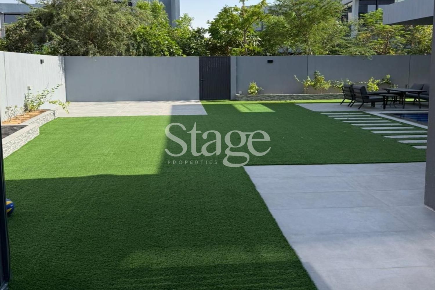 4 bedrooms Twin Villas for Rent in Tilal City, Sharjah VI9950L