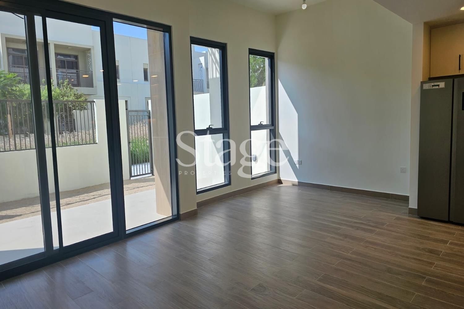 3 bedrooms Duplex for Sale in Town Square, Dubai DX8751S