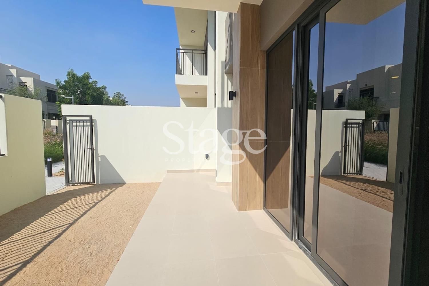 3 bedrooms Duplex for Sale in Town Square, Dubai DX8751S