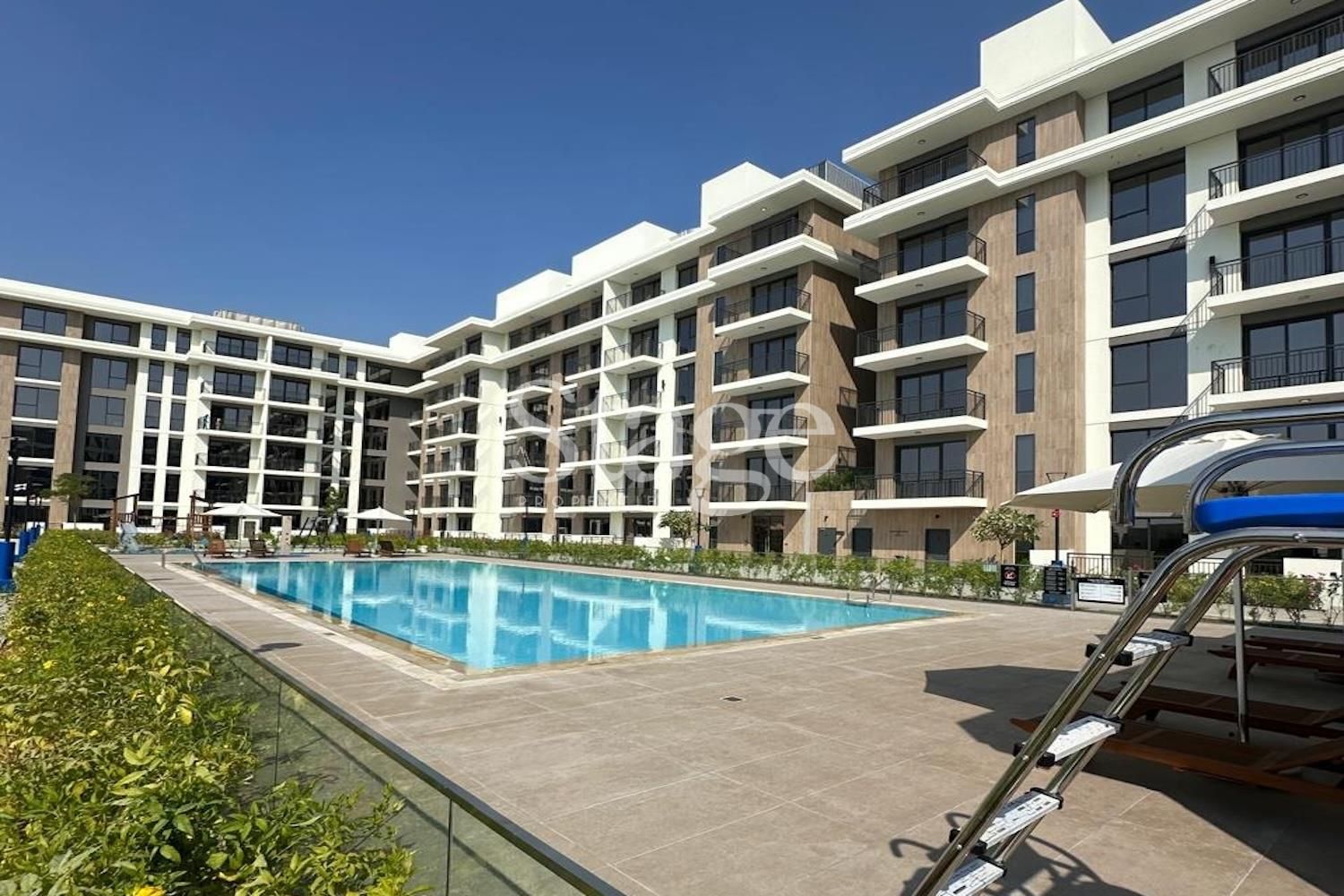 3 bedrooms Duplex for Sale in Town Square, Dubai DX8751S