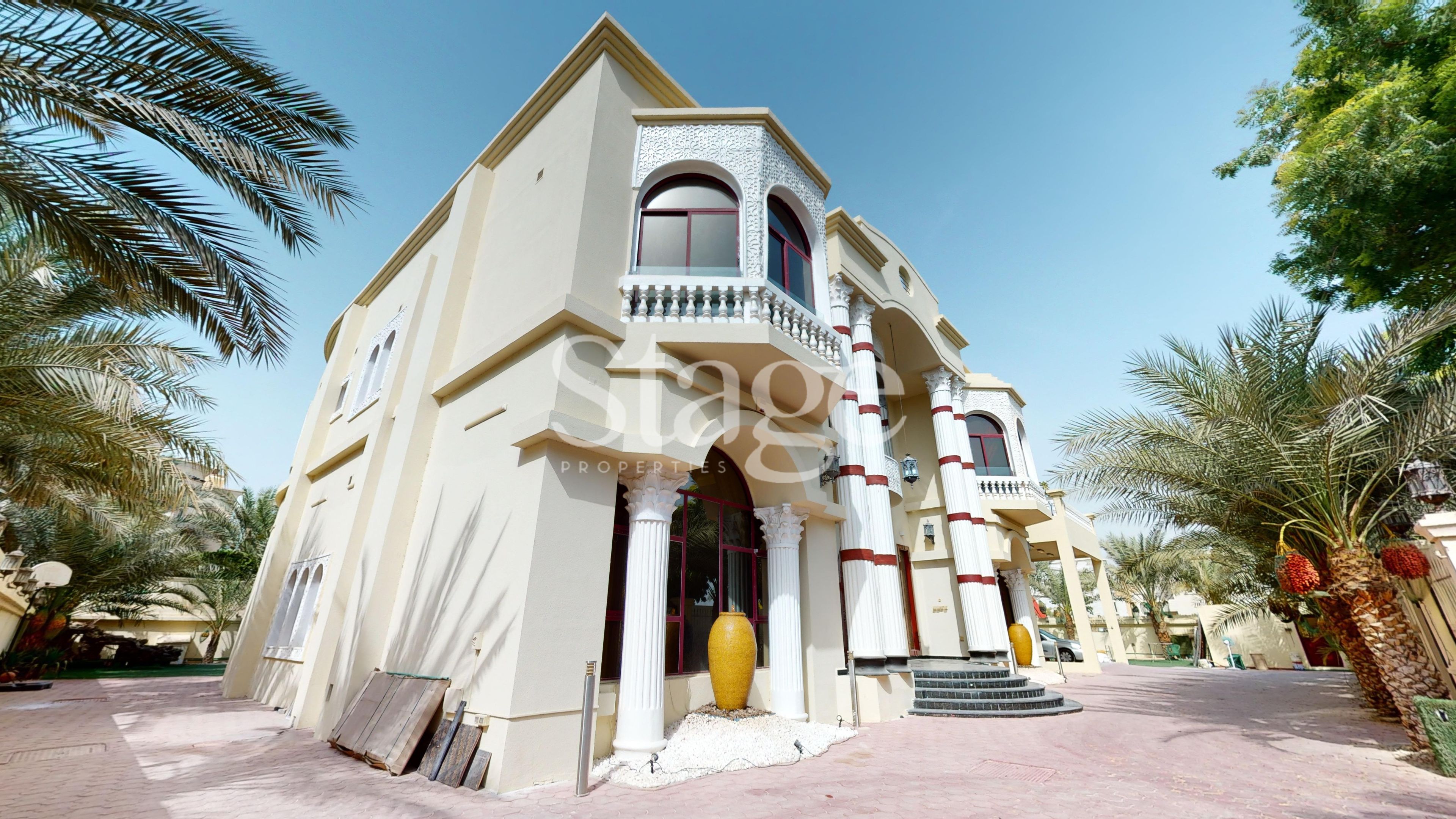 8 bedrooms common for Rent in Emirates Hills, Dubai VI7491L