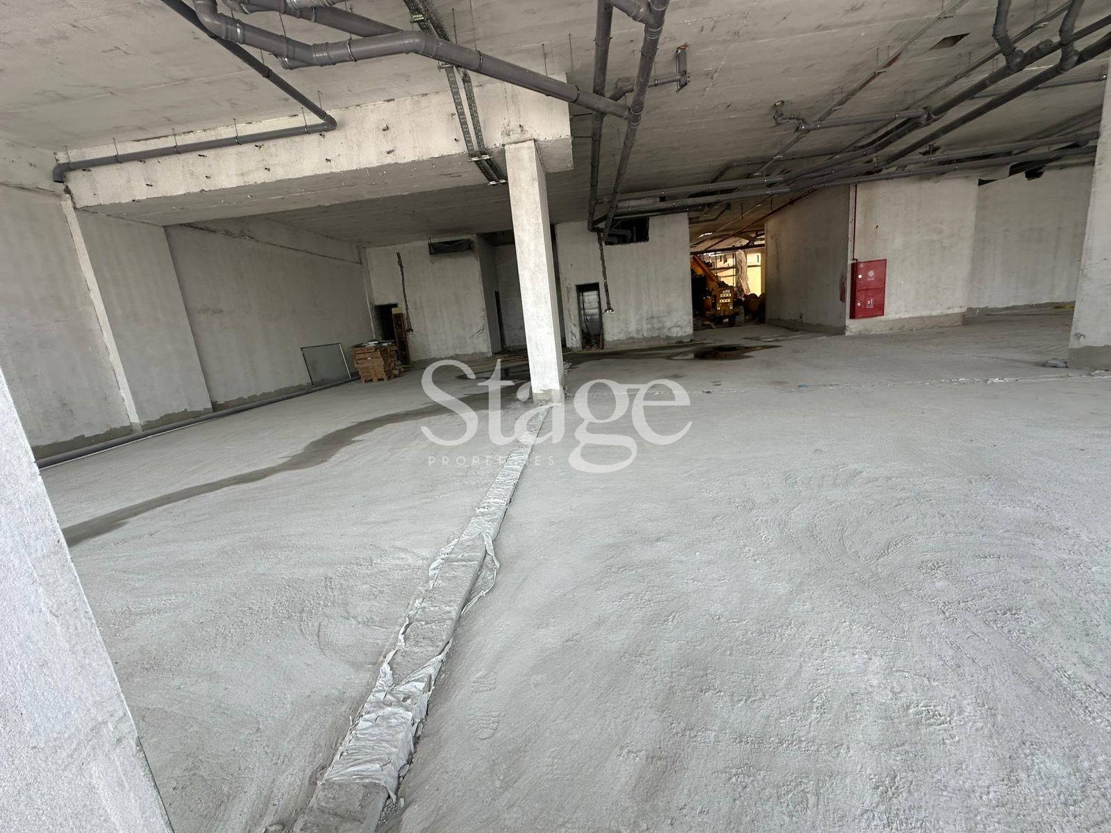 common.showroom for Rent in Deira, Dubai SR8095L