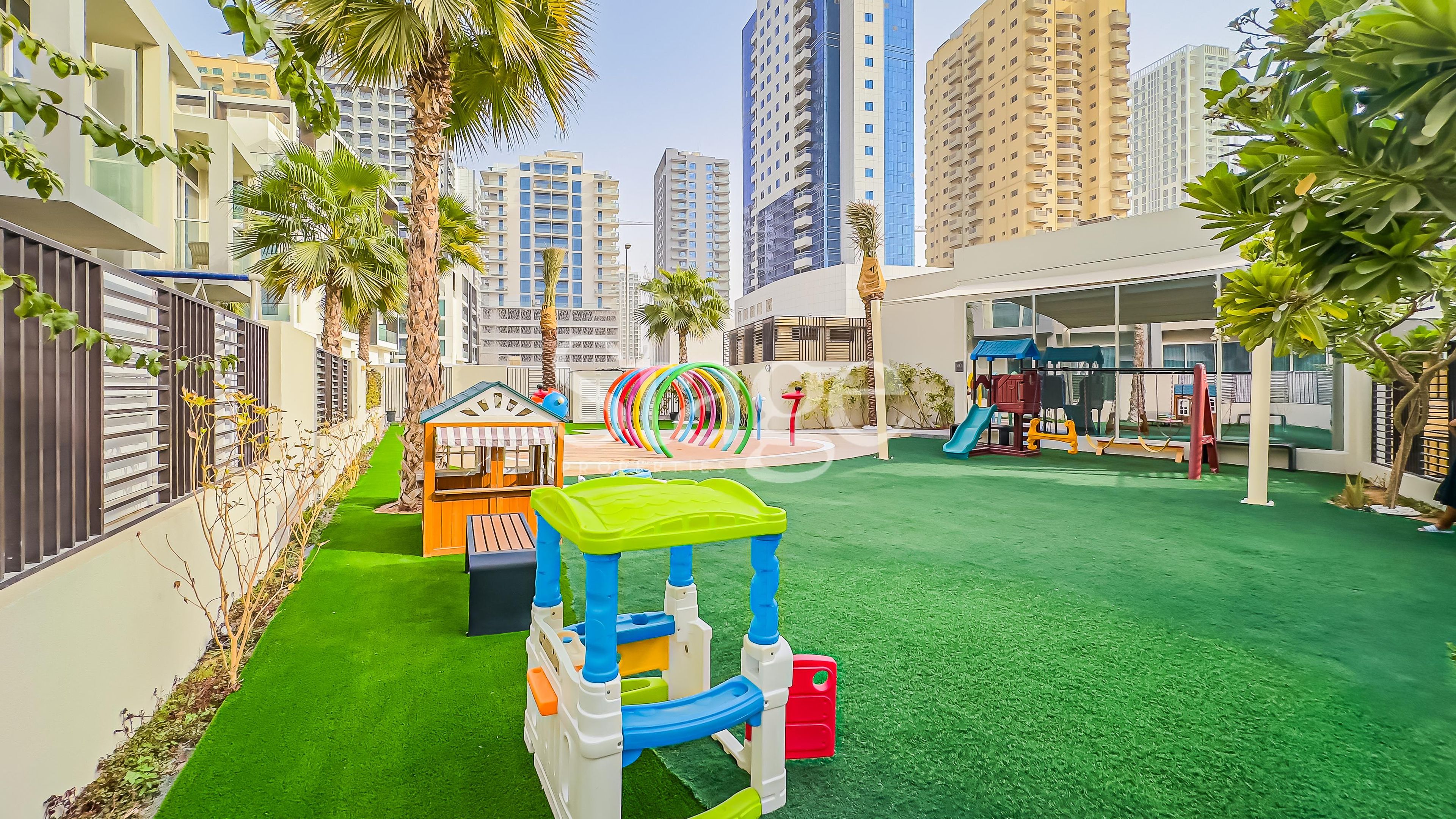 4 bedrooms Villas for Sale in Jumeirah Village Circle, Dubai VI8253S