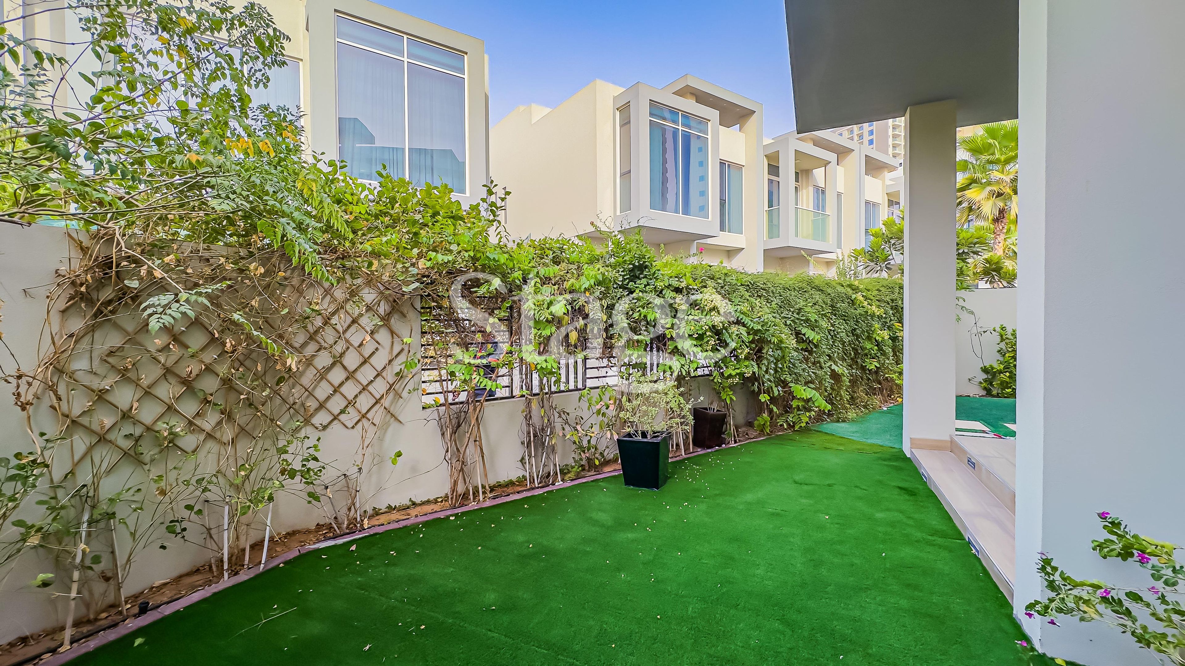 4 bedrooms Villas for Sale in Jumeirah Village Circle, Dubai VI8253S