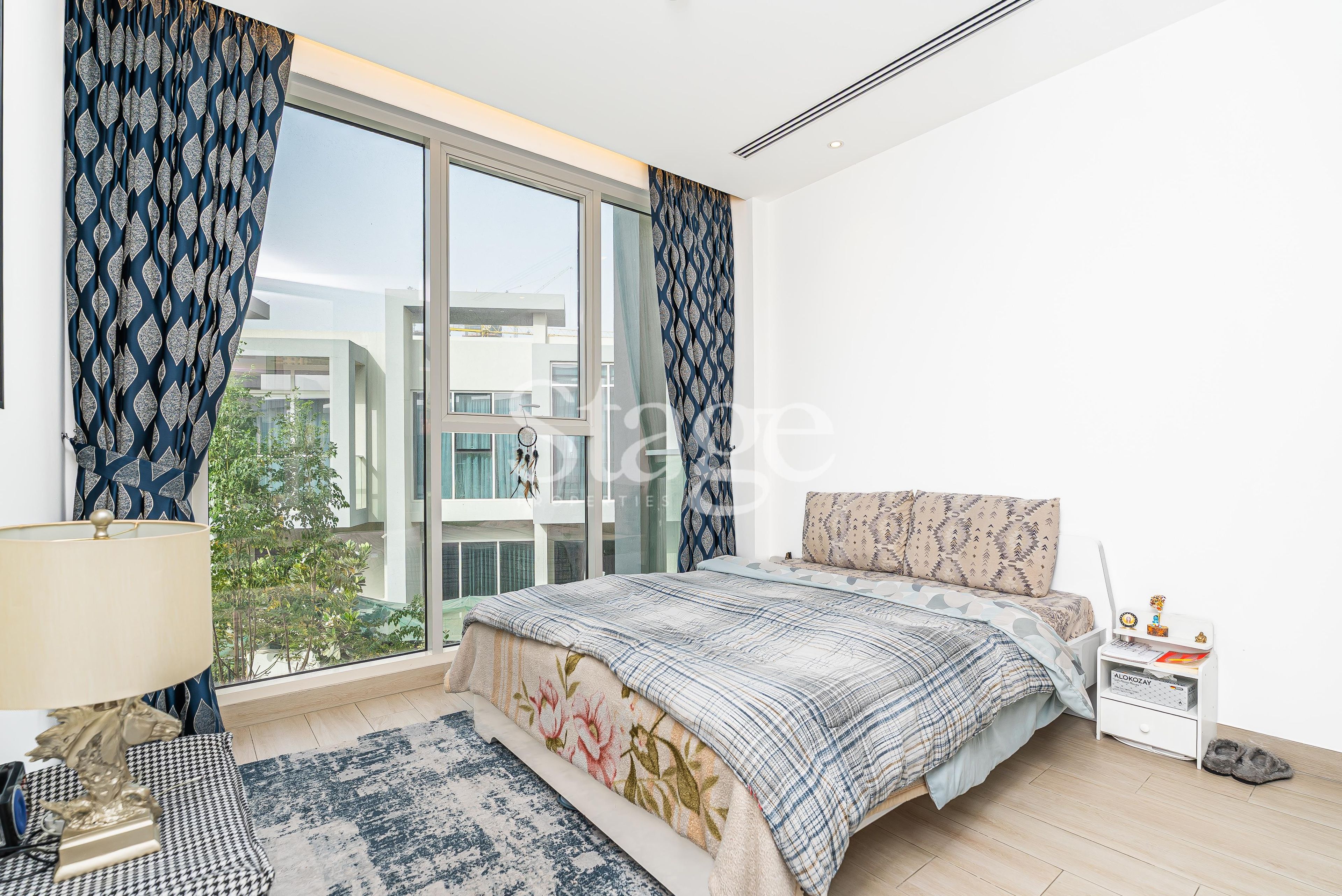 4 bedrooms Villas for Sale in Jumeirah Village Circle, Dubai VI8253S