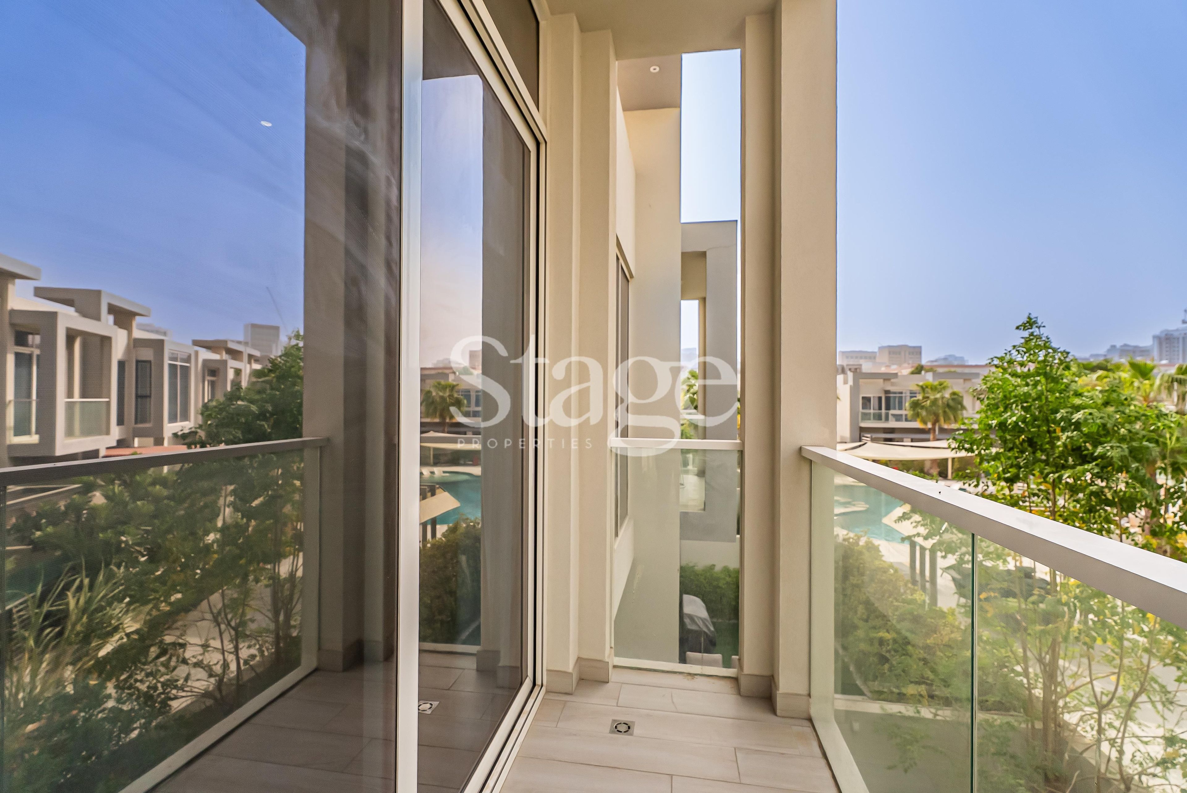 4 bedrooms Villas for Sale in Jumeirah Village Circle, Dubai VI8253S