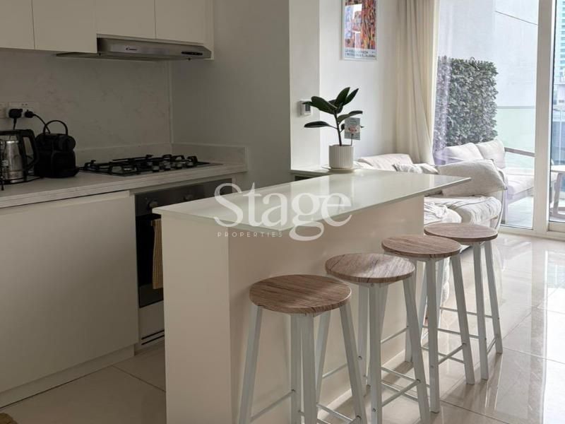 1 bedroom apartment for Rent in Business Bay, Dubai AP9681L