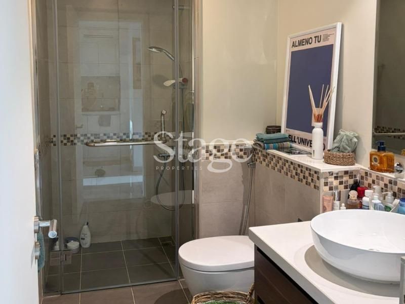 1 bedroom apartment for Rent in Business Bay, Dubai AP9681L