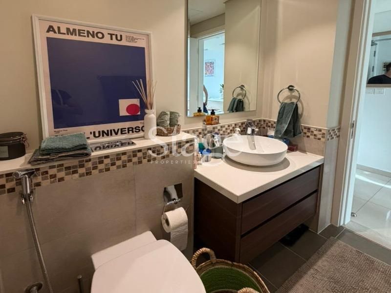 1 bedroom apartment for Rent in Business Bay, Dubai AP9681L