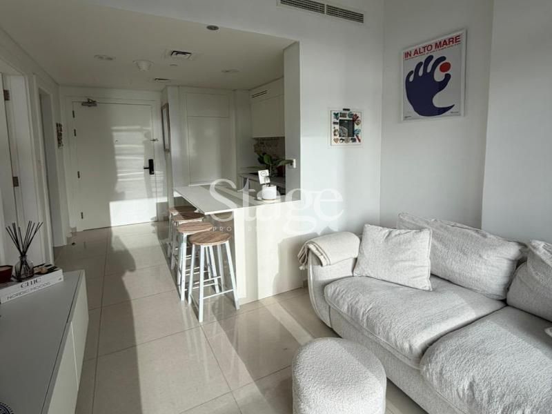 1 bedroom apartment for Rent in Business Bay, Dubai AP9681L