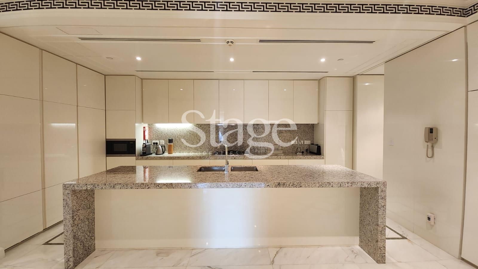 3 bedrooms apartment for Rent in Culture Village, Dubai AP8846L