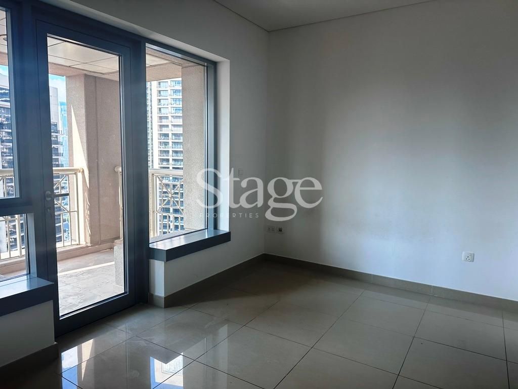 ستوديو للإيجار في Downtown Dubai، Dubai AP7748L