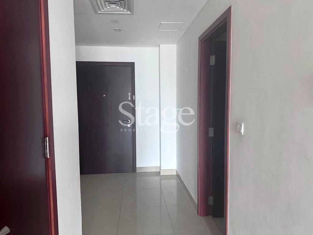 ستوديو للإيجار في Downtown Dubai، Dubai AP7748L