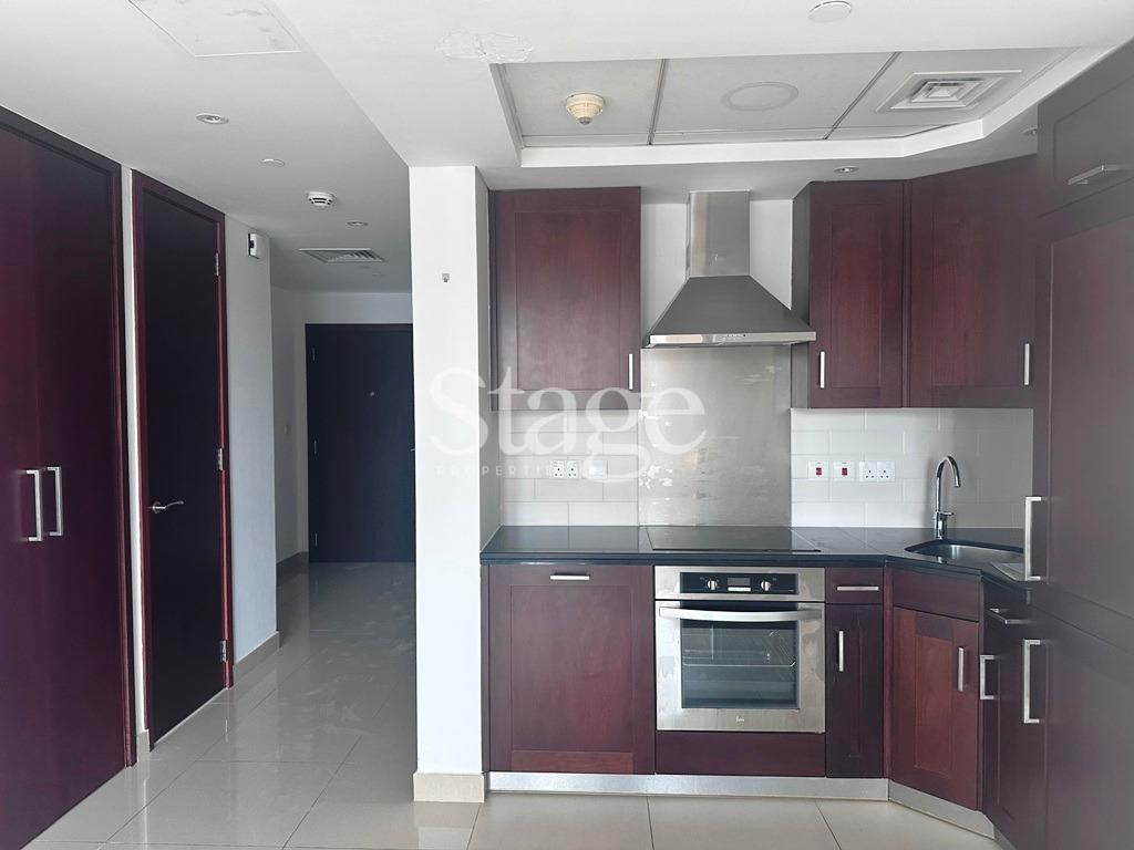 ستوديو للإيجار في Downtown Dubai، Dubai AP7748L