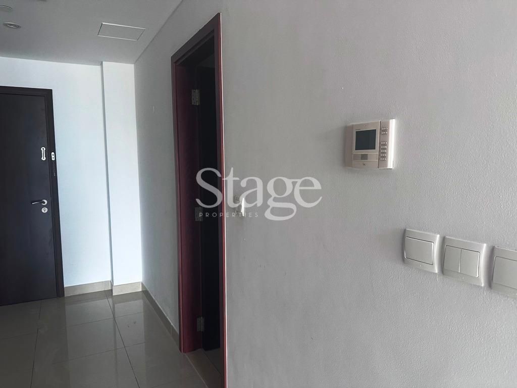 ستوديو للإيجار في Downtown Dubai، Dubai AP7748L