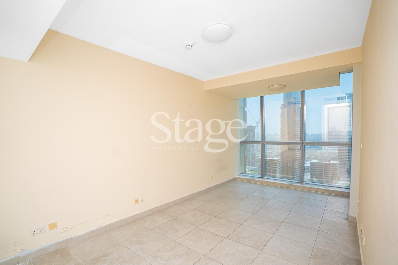 2 bedrooms apartment for Sale in Jumeirah Lake Towers, Dubai AP8448S