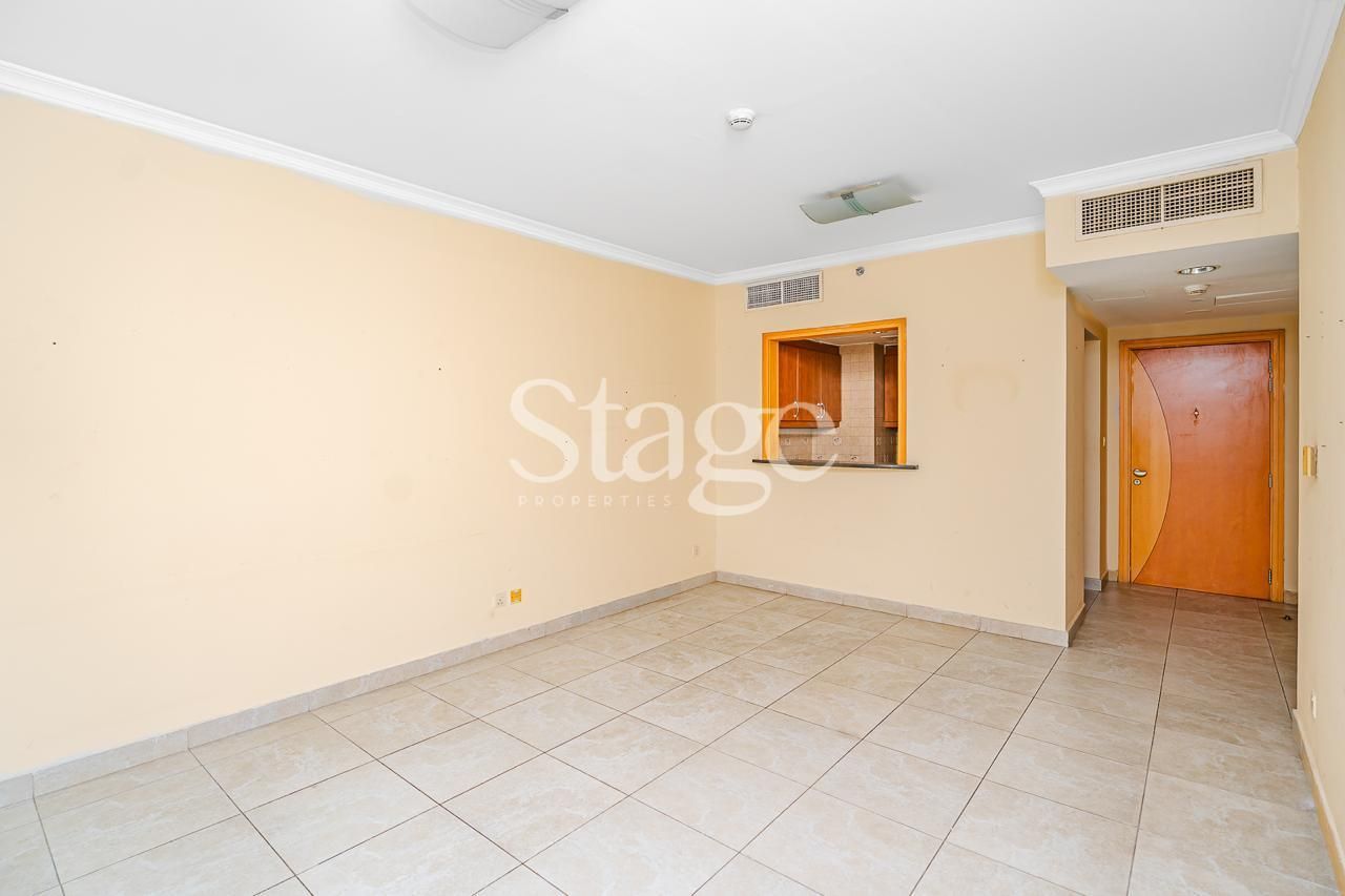 2 bedrooms apartment for Sale in Jumeirah Lake Towers, Dubai AP8448S