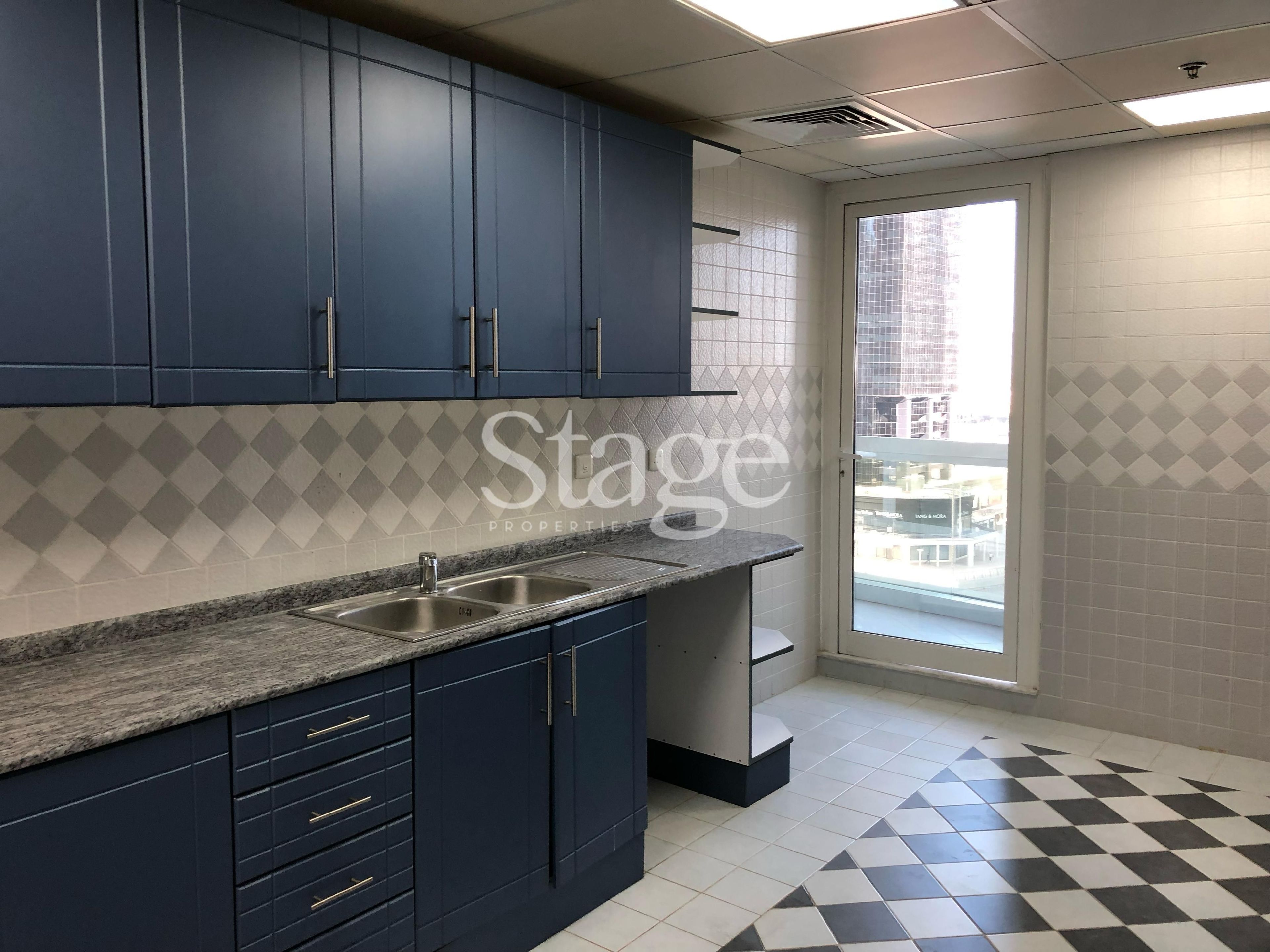 شقة من غرفتي نوم للإيجار في Jumeirah Lake Towers، Dubai AP7756L
