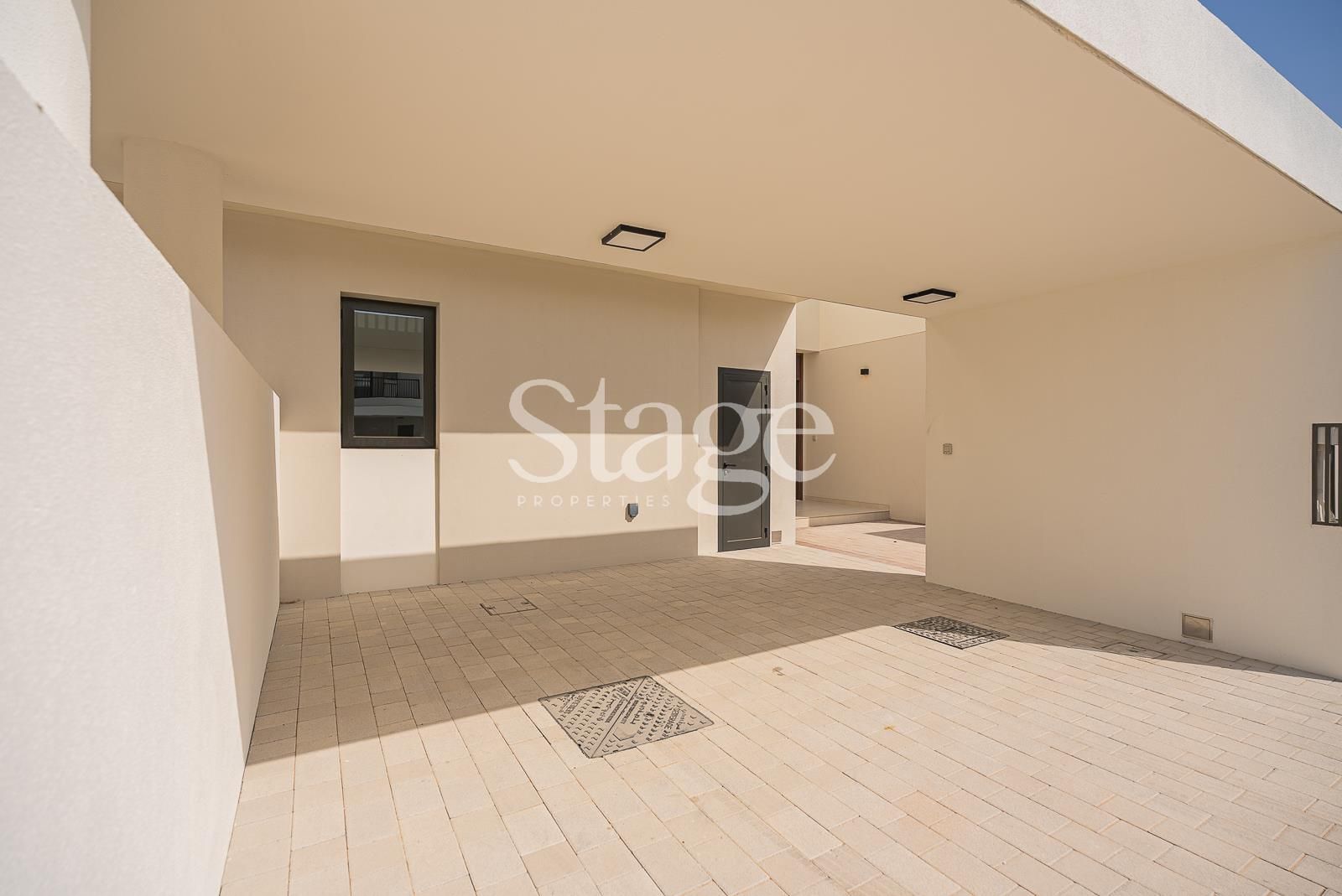 3 bedrooms Townhouse for Rent in Town Square, Dubai TH8143L