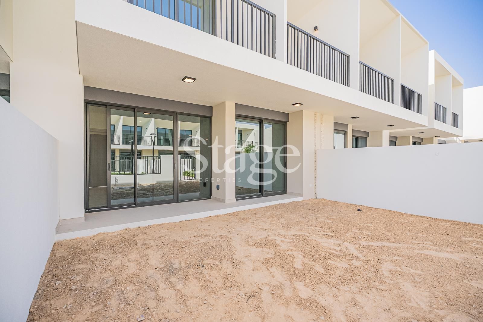 3 bedrooms Townhouse for Rent in Town Square, Dubai TH8143L