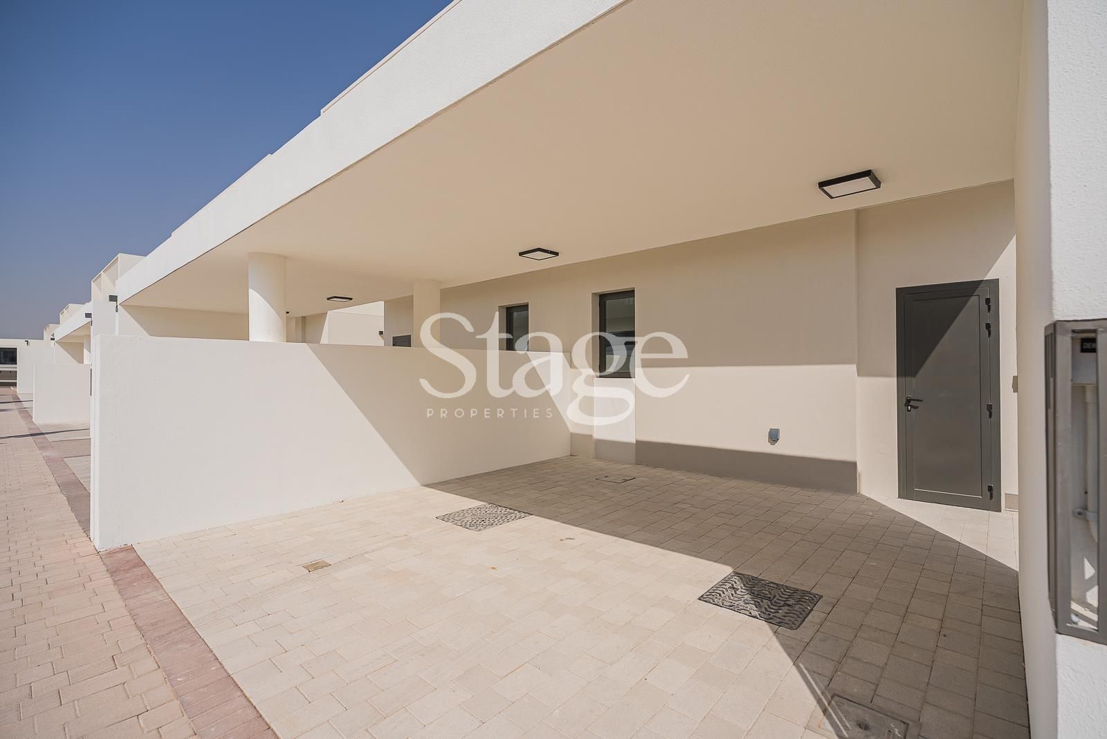 3 bedrooms Townhouse for Rent in Town Square, Dubai TH8143L