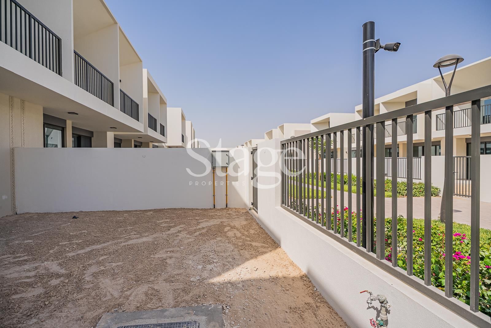 3 bedrooms Townhouse for Rent in Town Square, Dubai TH8143L