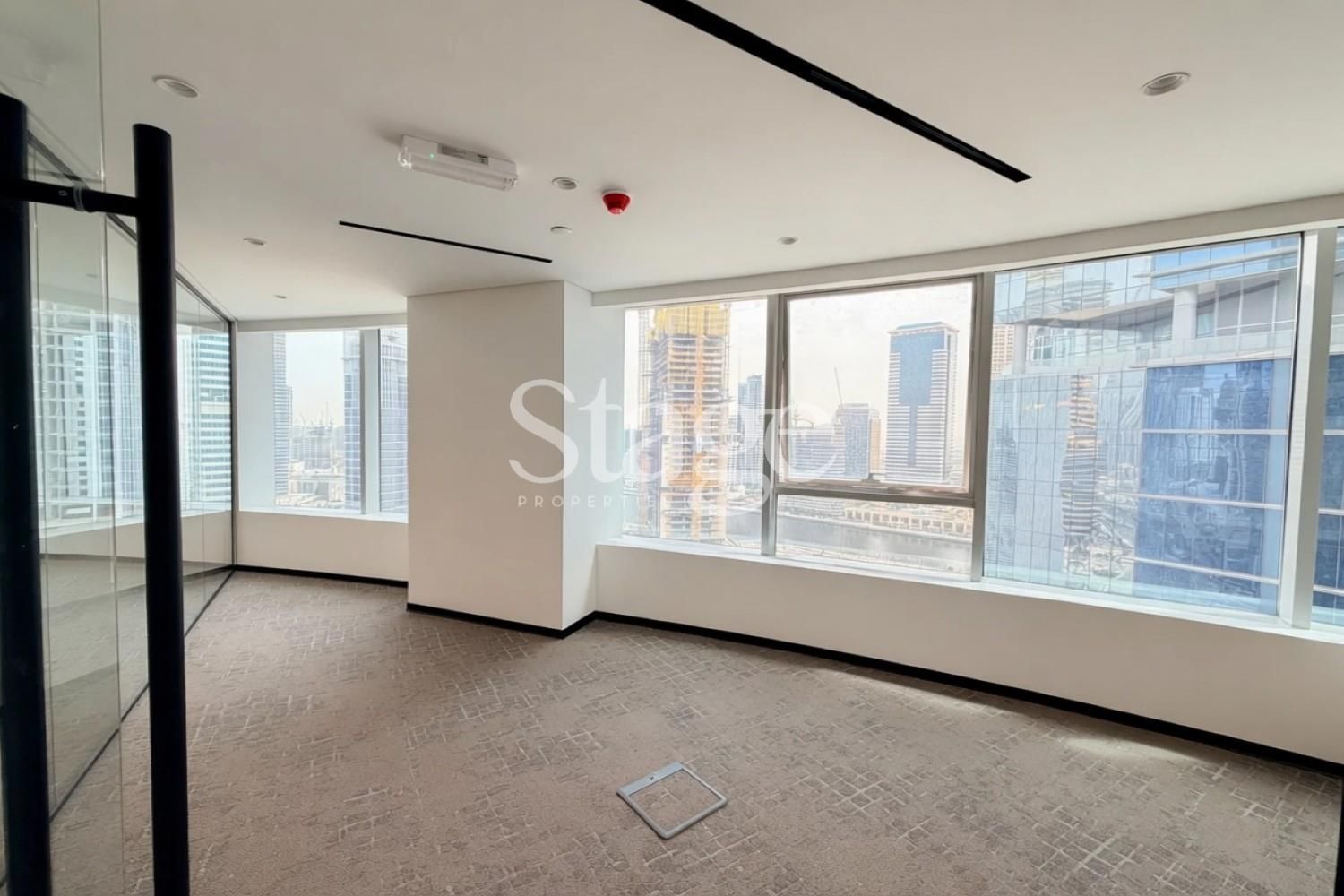 Office Space for Rent in Business Bay, Dubai OF9558L
