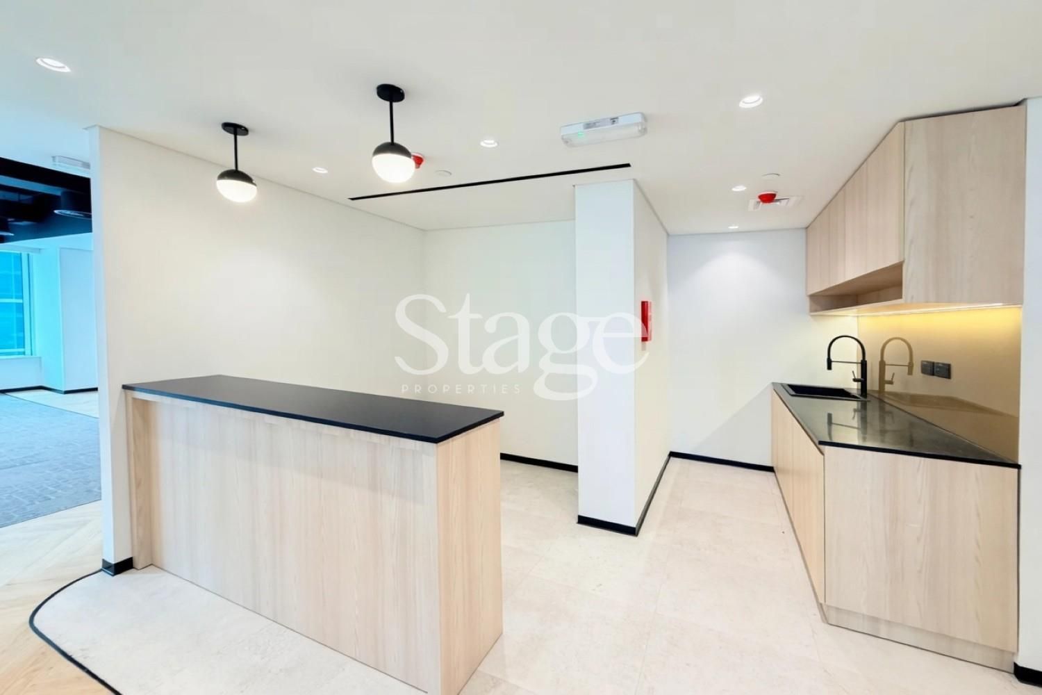 Office Space for Rent in Business Bay, Dubai OF9558L