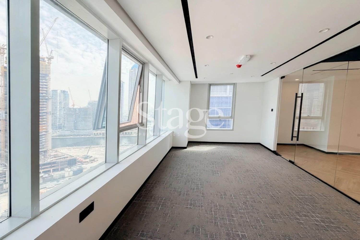 Office Space for Rent in Business Bay, Dubai OF9558L