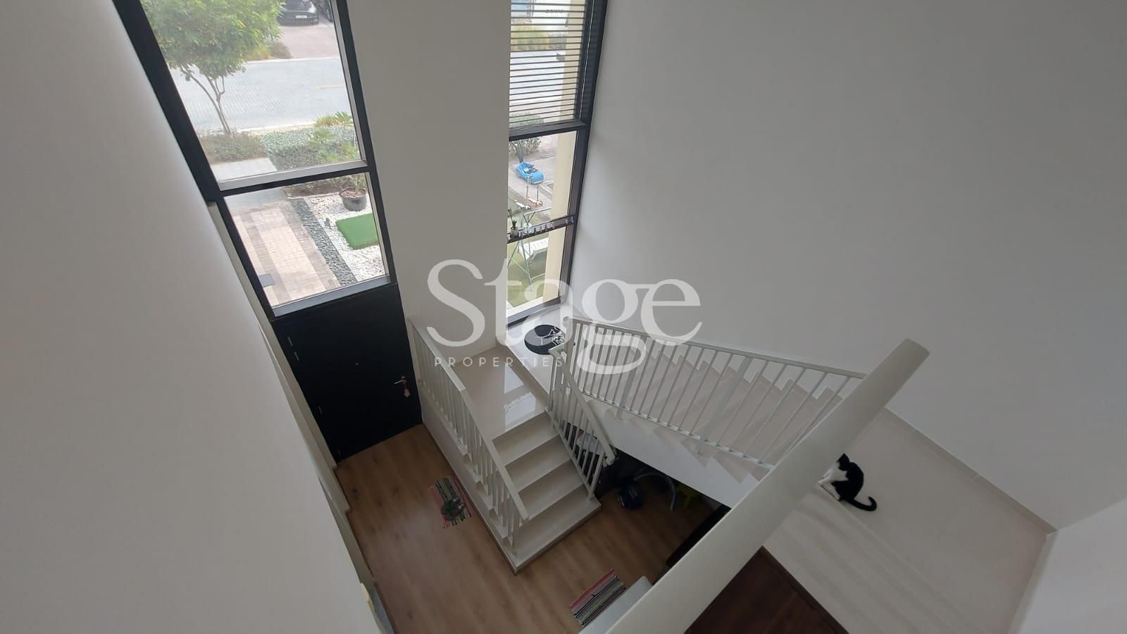 3 bedrooms Villas for Rent in DAMAC Hills, Dubai VI8864L